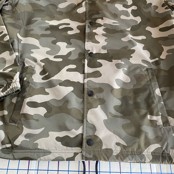 🍻 NEW BALANCE Camo Coach Lined Jacket XL 🍻💚 - Picture 5 of 14